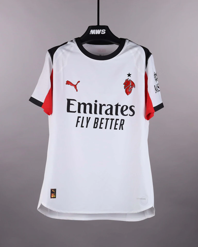 David Odogu AC Milan のシャツ