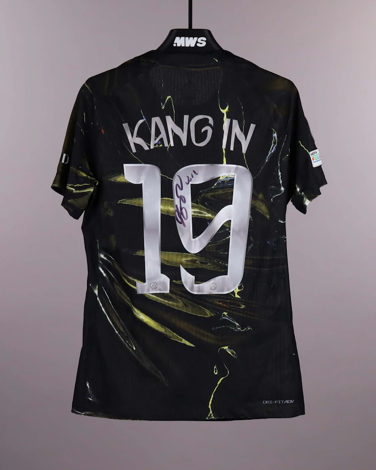 Kang-In Lee 이강인 Paris Saint-Germain shirt