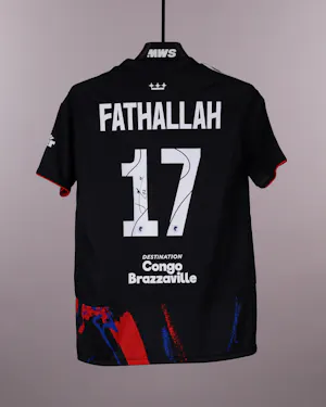 Maïssa Fathallah OL Lyonnes のシャツ