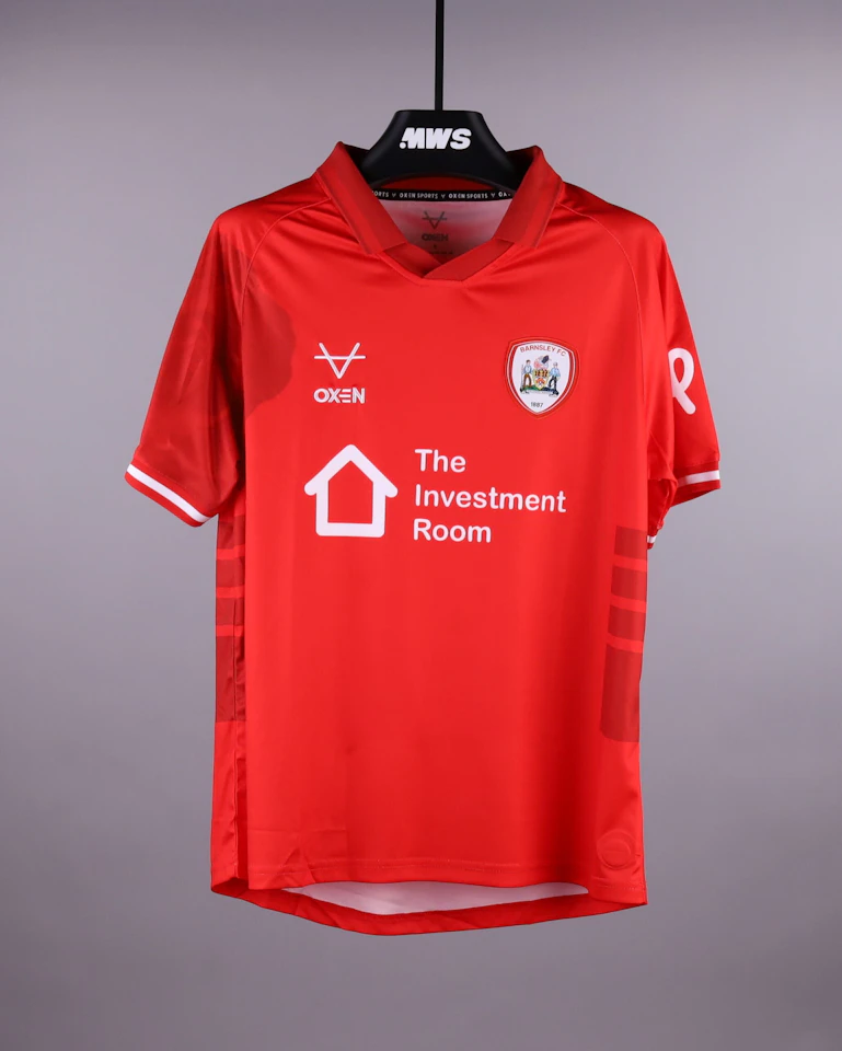 Luca Connell Barnsley shirt