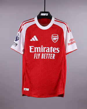 Bukayo Saka Arsenal jersey