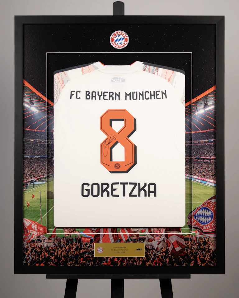 Leon Goretzka | Framed Signed Away Shirt