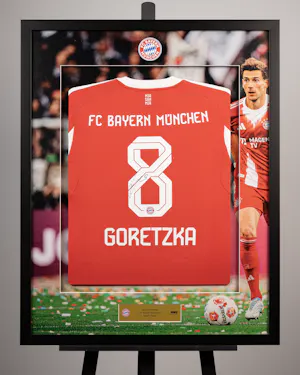 Leon Goretzka | Framed Signed Home Shirt