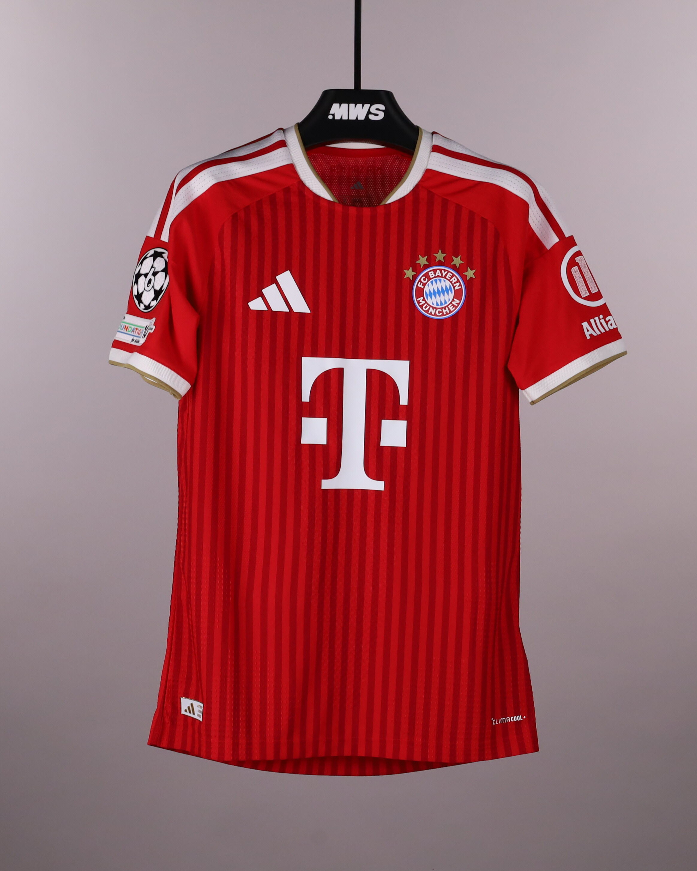 FC Bayern München Shirts | MatchWornShirt