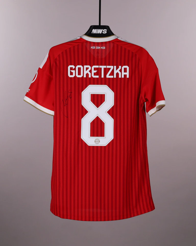 Leon Goretzka FC Bayern München jersey