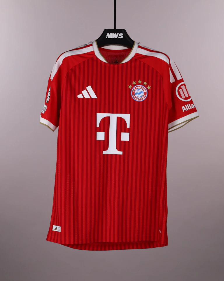 Leon Goretzka FC Bayern München jersey