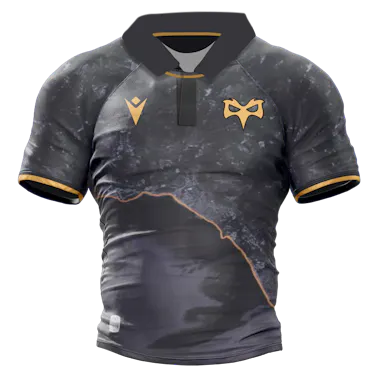 Squad Signed Shirt - 4