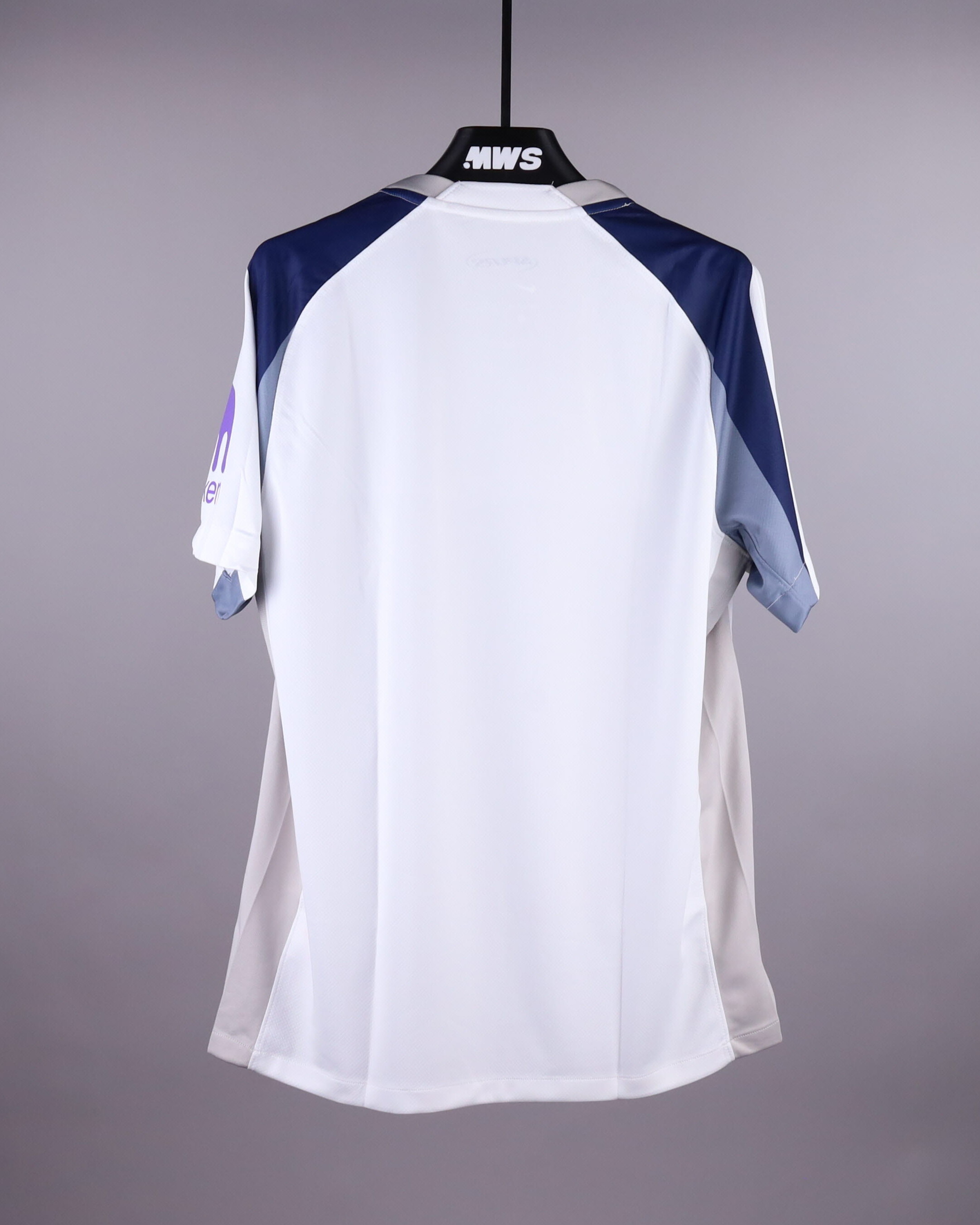 Squad Signed Shirt | Tottenham Hotspur | MatchWornShirt