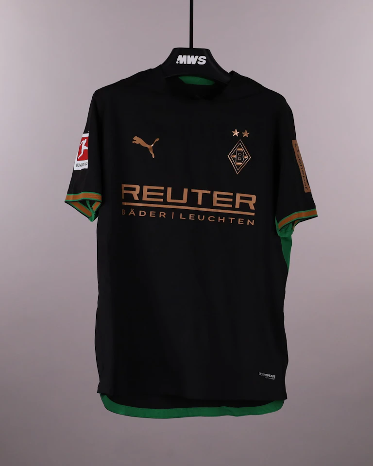 来自Borussia Mönchengladbach的Lukas Ullrich球衣