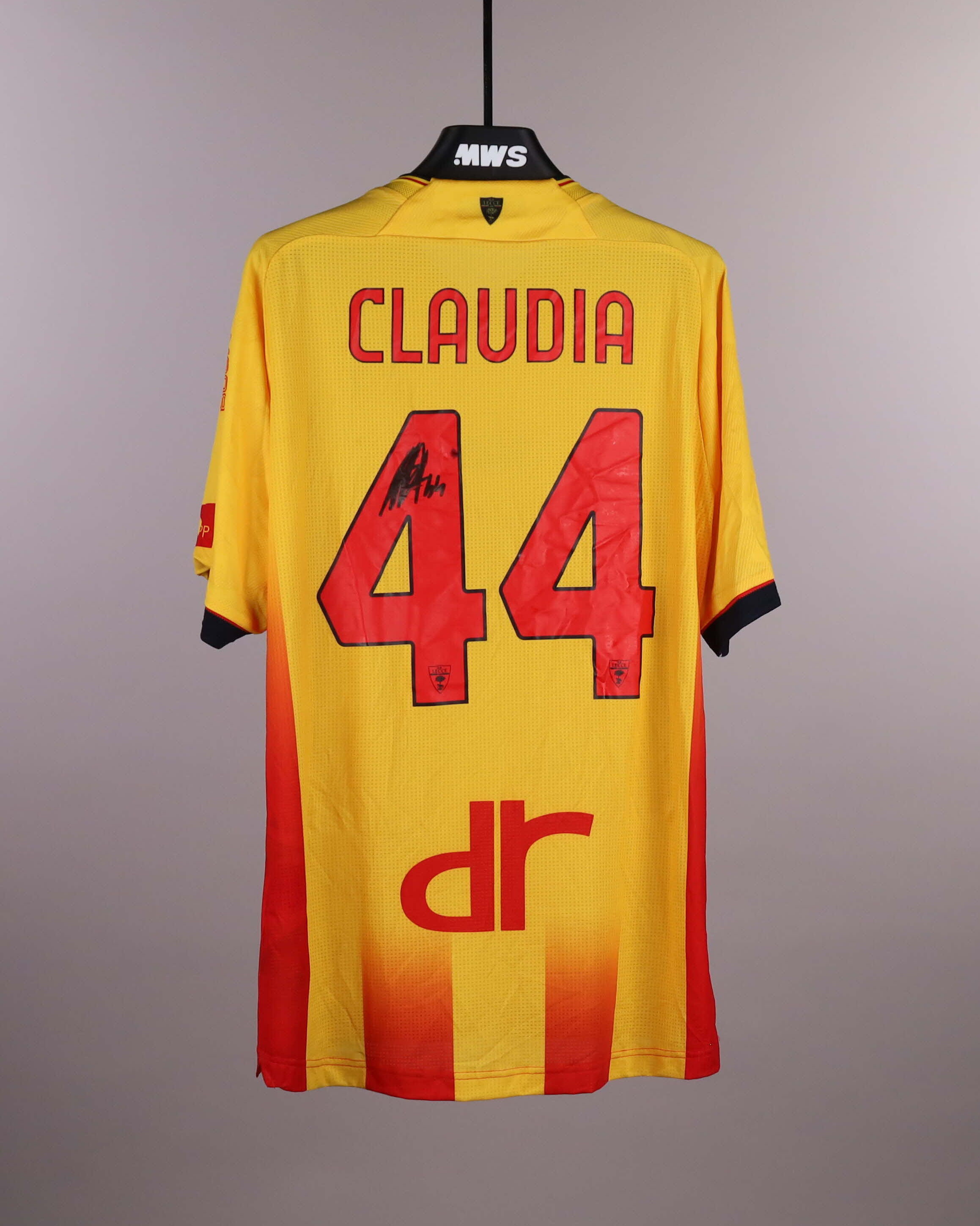 Official US Lecce Soccer Game-Worn Jerseys Auctions - MatchWornShirt