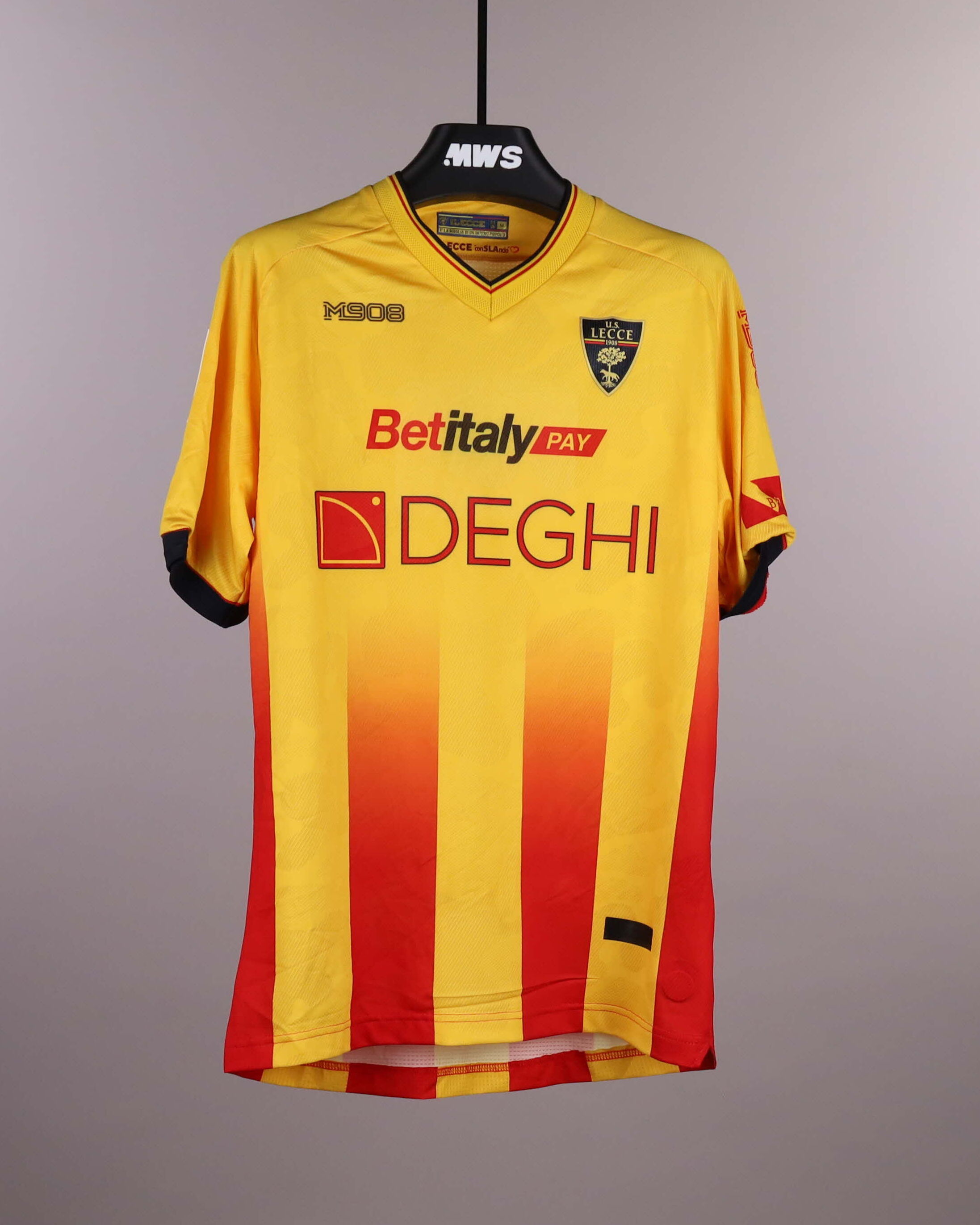 Official US Lecce Soccer Game-Worn Jerseys Auctions - MatchWornShirt