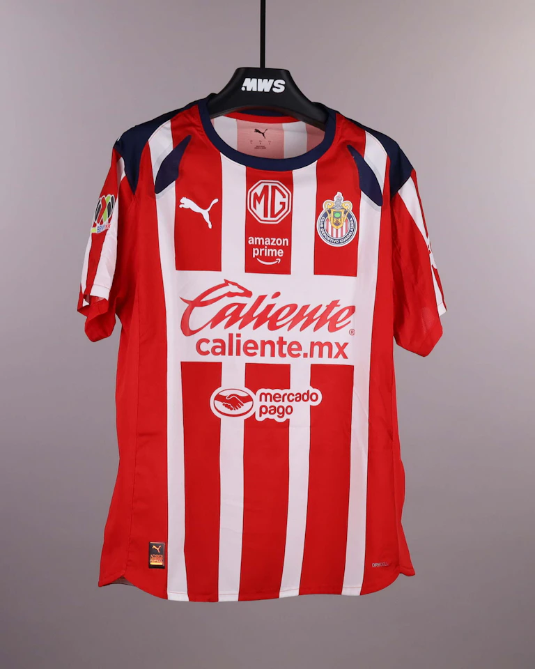 Sergio Aguayo Chivas Guadalajara camisa.