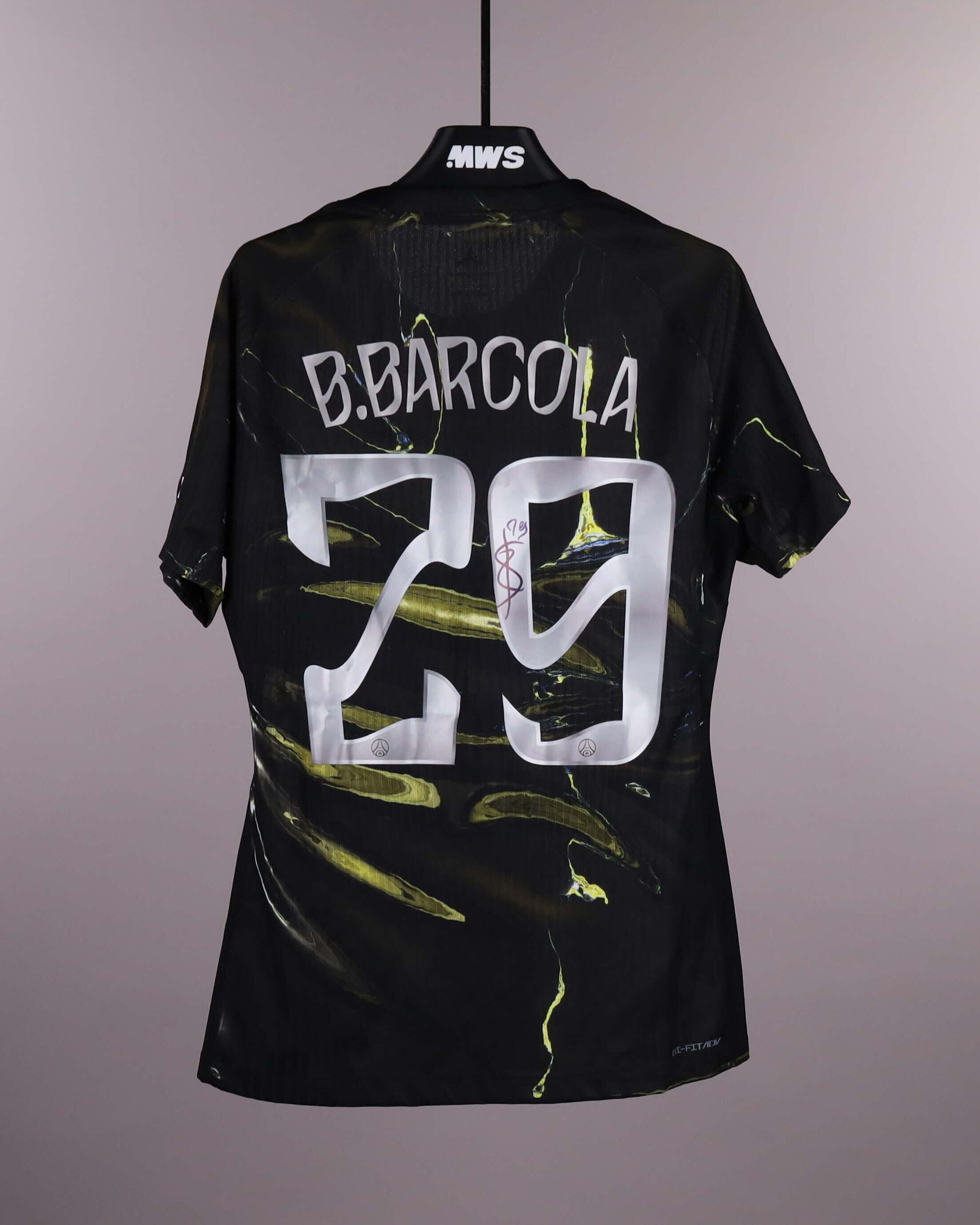 Bradley Barcola Paris Saint-Germain shirt