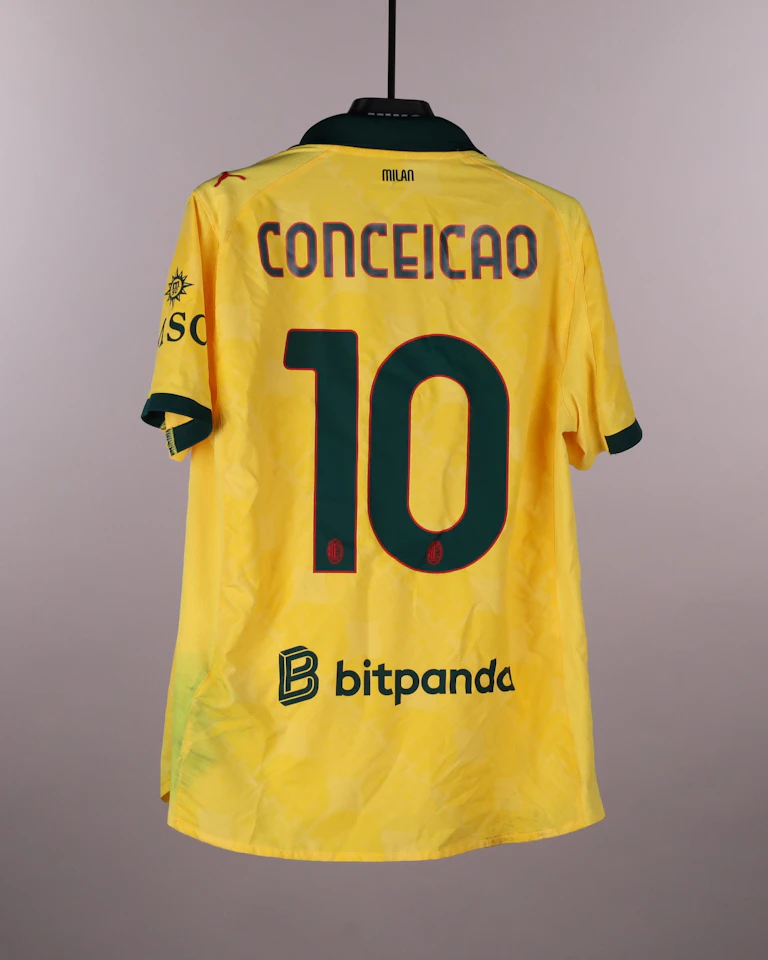 Rafael Leão AC Milan shirt