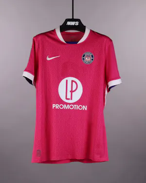 Jacen Russell-Rowe Toulouse FC jersey