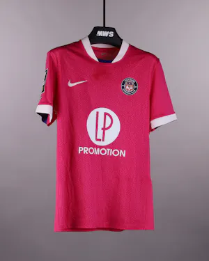 Cristian Cásseres Jr. Toulouse FC shirt
