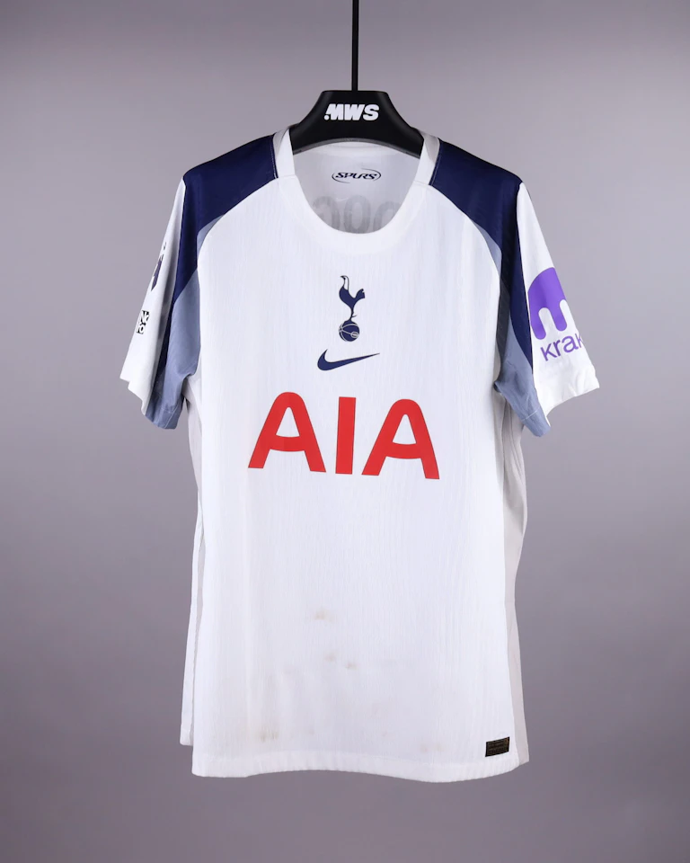 Destiny Udogie Tottenham Hotspur shirt