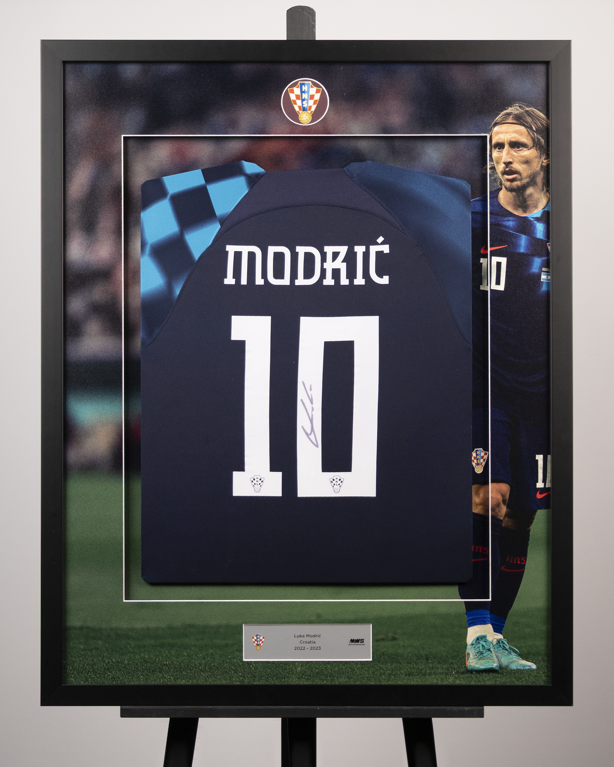 Limited Edition Framed Luka Modrić Shirt | Croatia