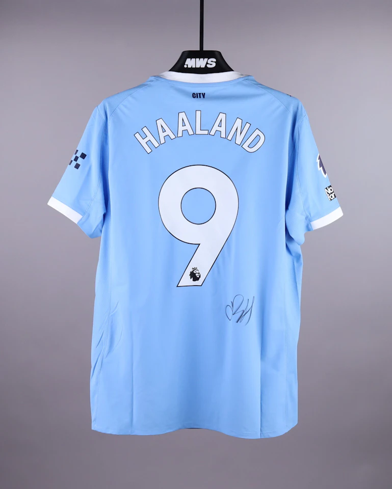 Erling Haaland Manchester City shirt