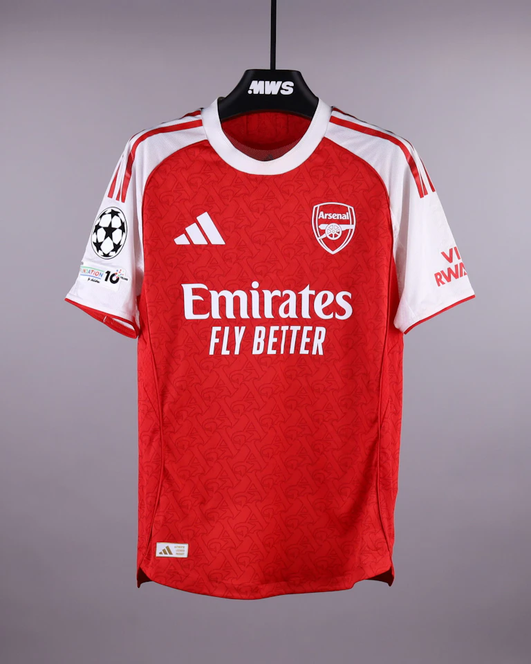 Myles Anthony Lewis-Skelly Arsenal shirt