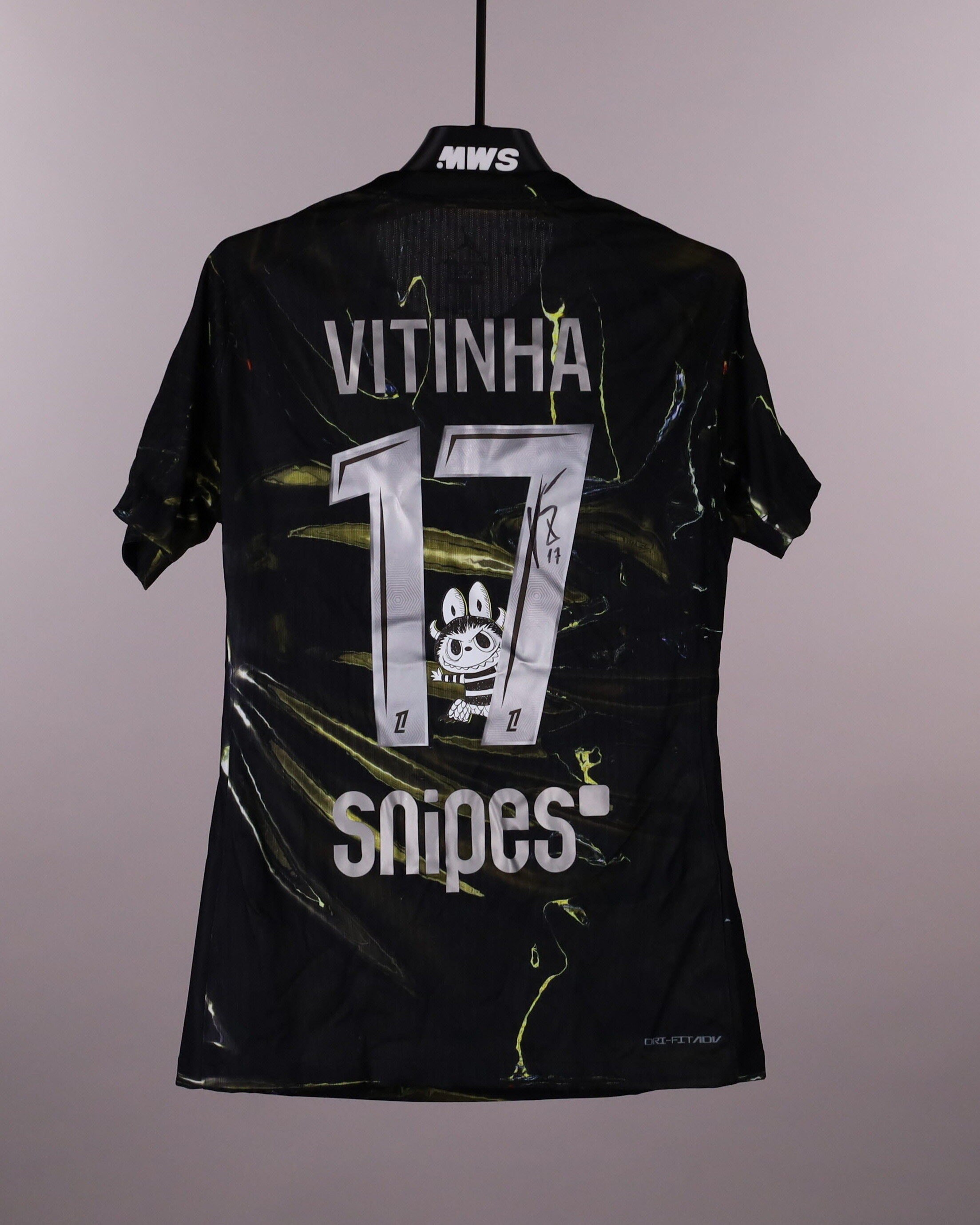 Match worn and signed shirts - Football, Basketball, Cycling & Rugby