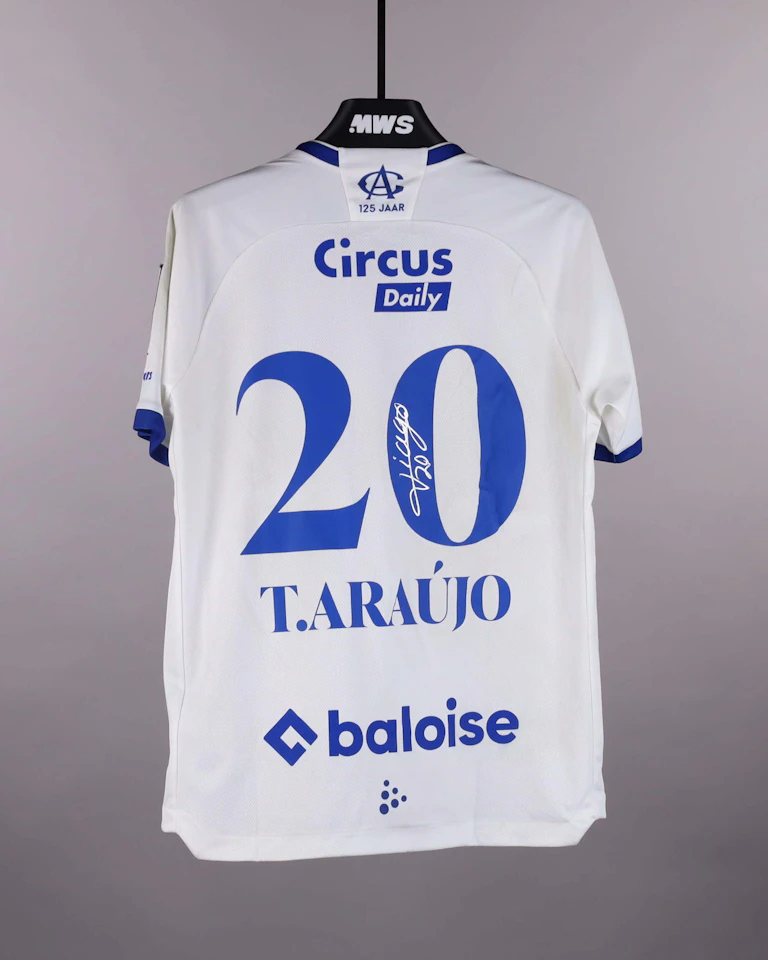 KAA Gent-Trikot von Tiago Filipe Alves Araújo
