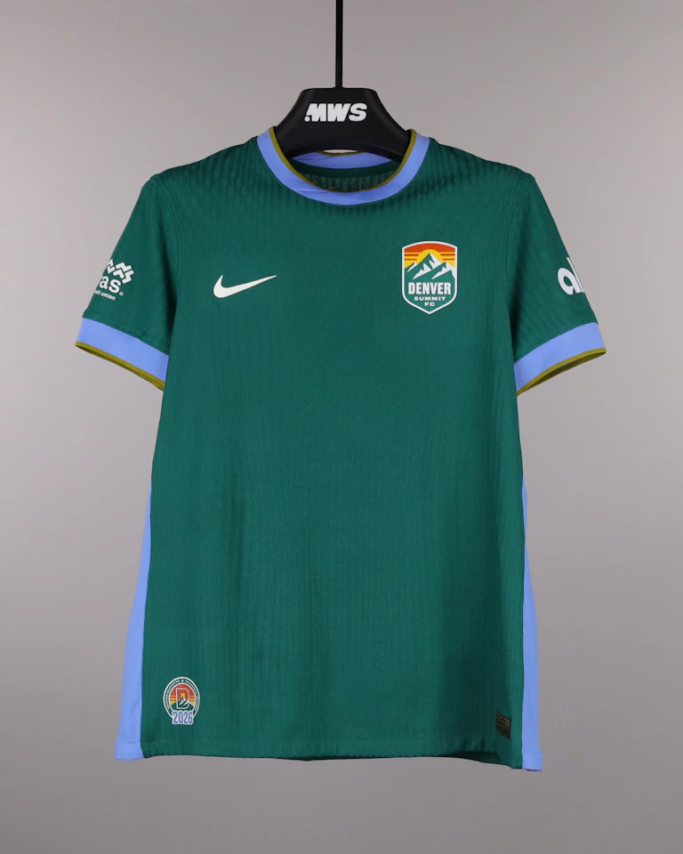 Ayooluwa Oke Denver Summit FC jersey