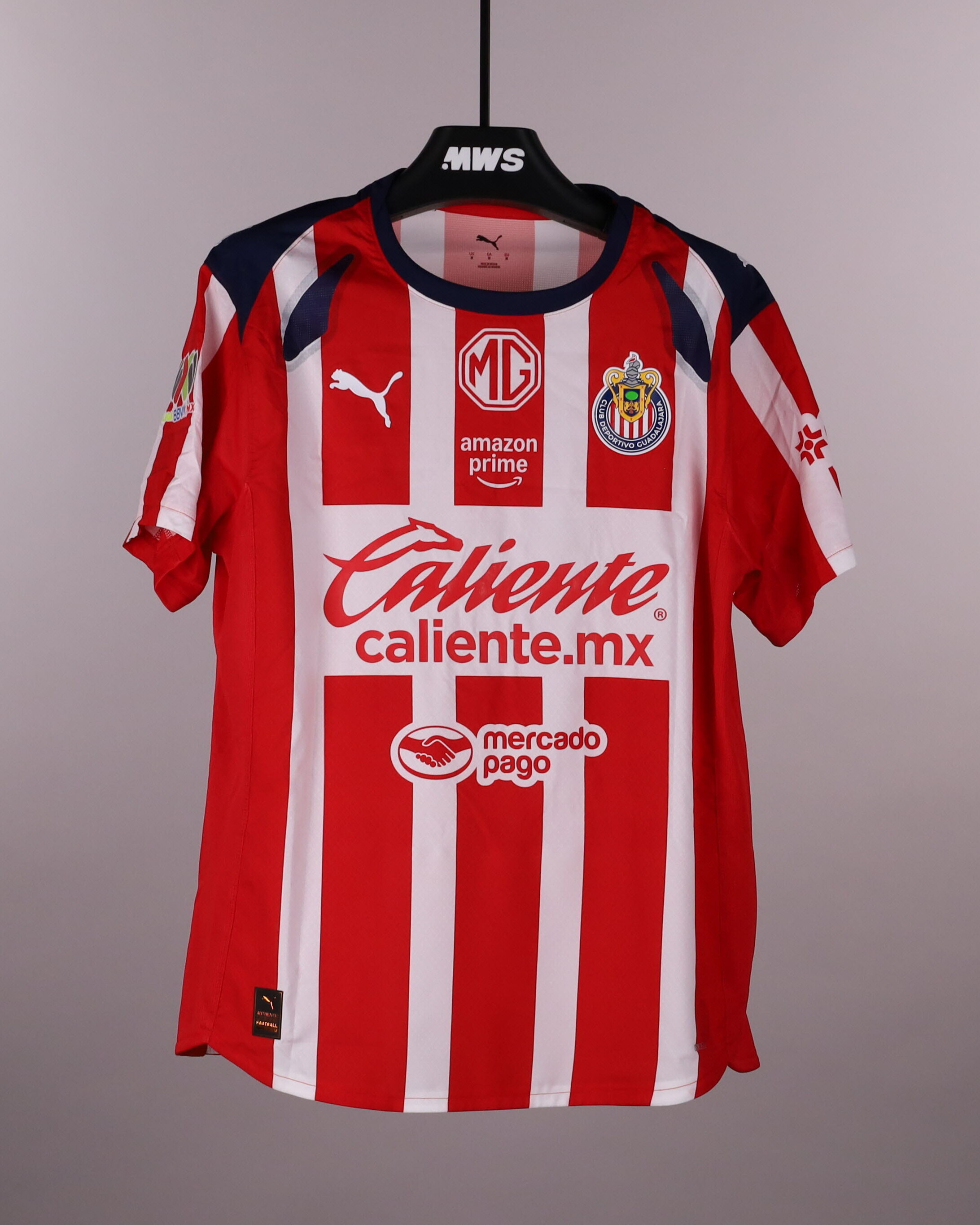 Richard Ledezma Chivas Guadalajara jersey