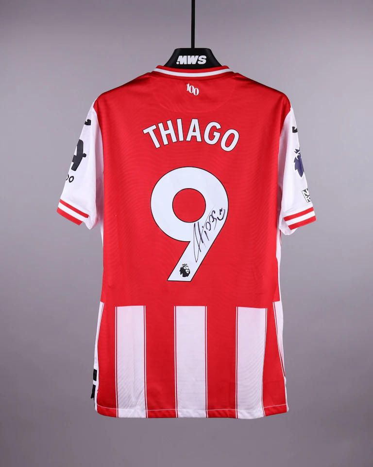 Igor Thiago  Brentford camisa.