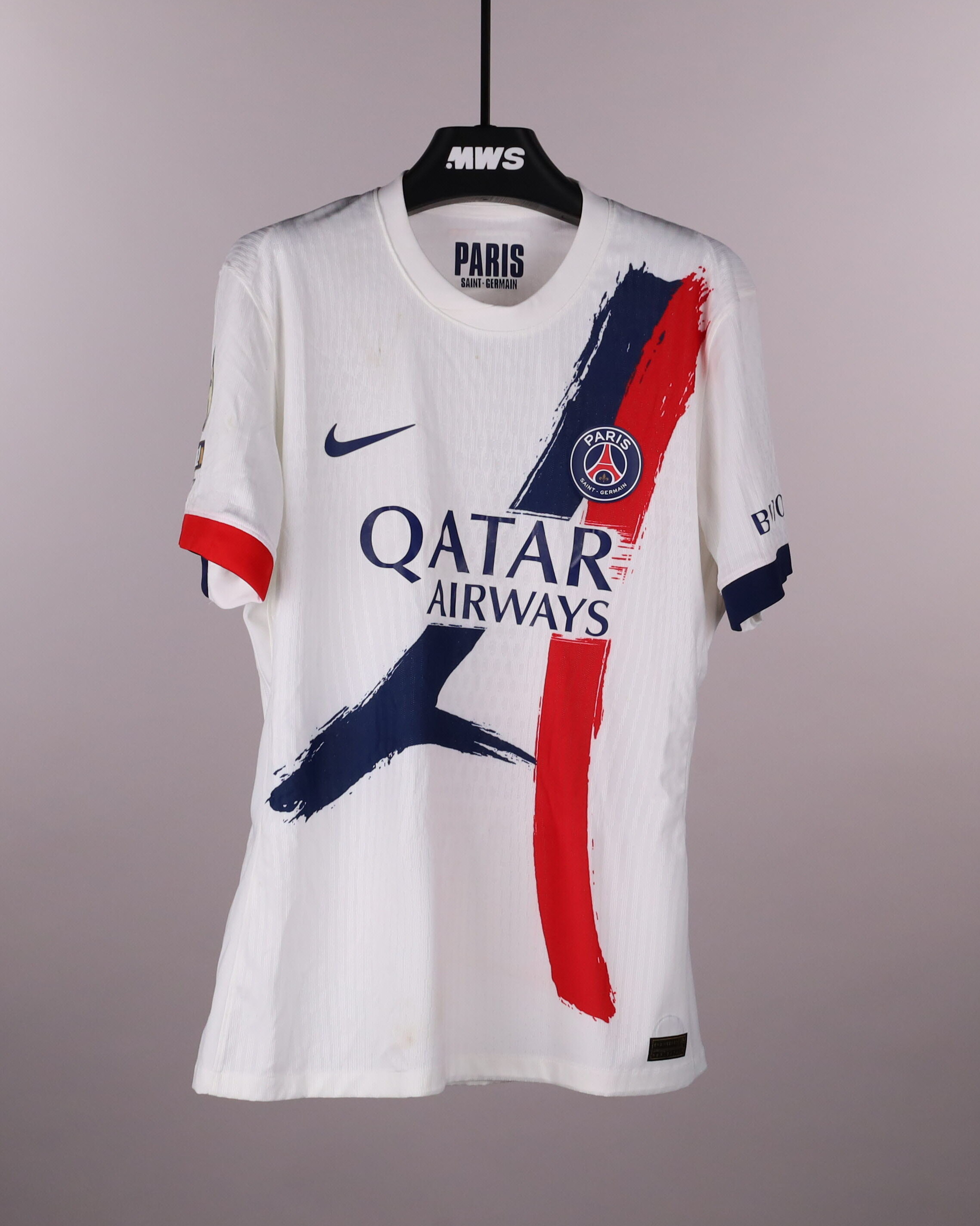 Marquinhos Paris Saint-Germain shirt