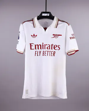 Leandro Trossard Arsenal jersey