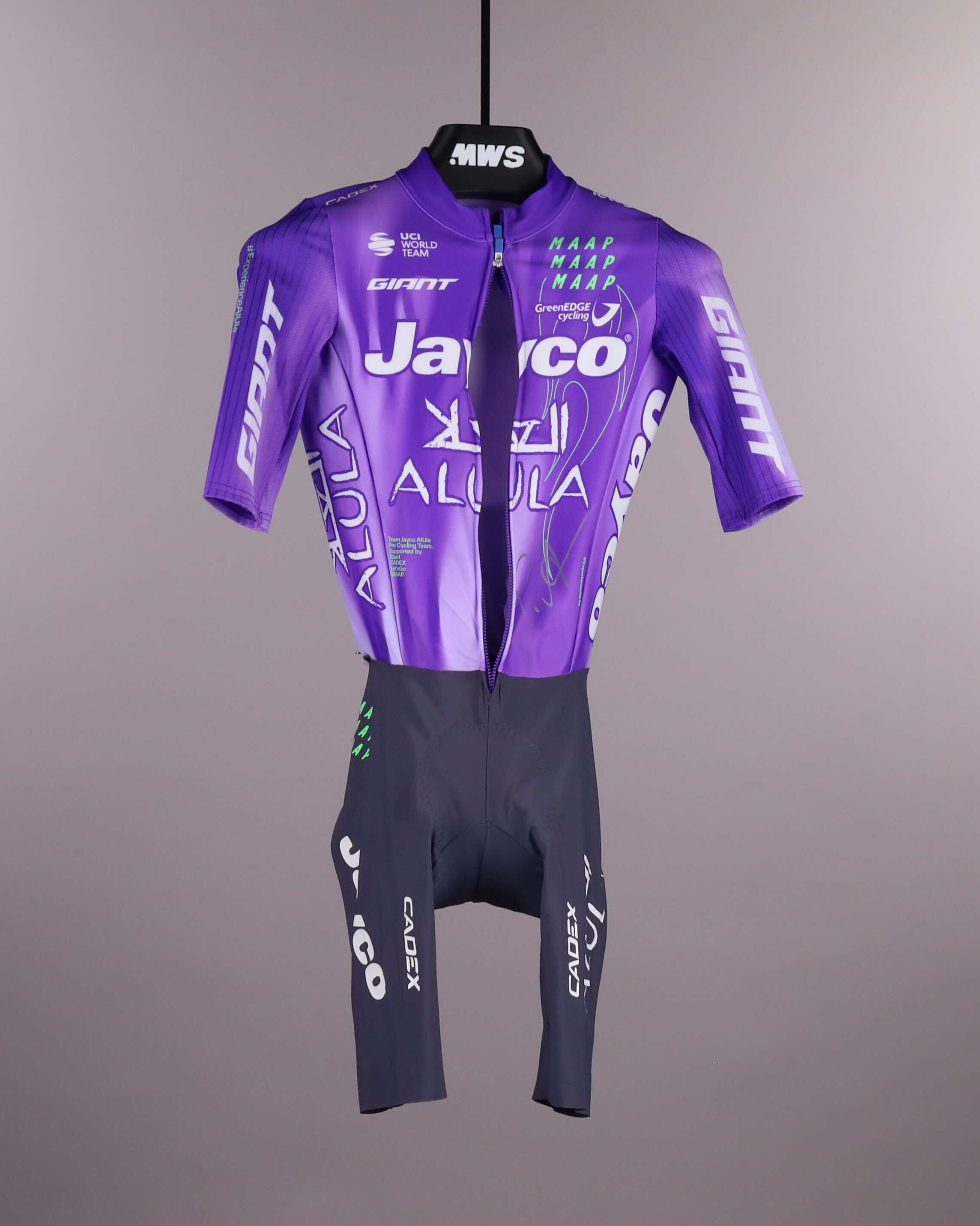 Team Jayco AlUla | MatchWornShirt