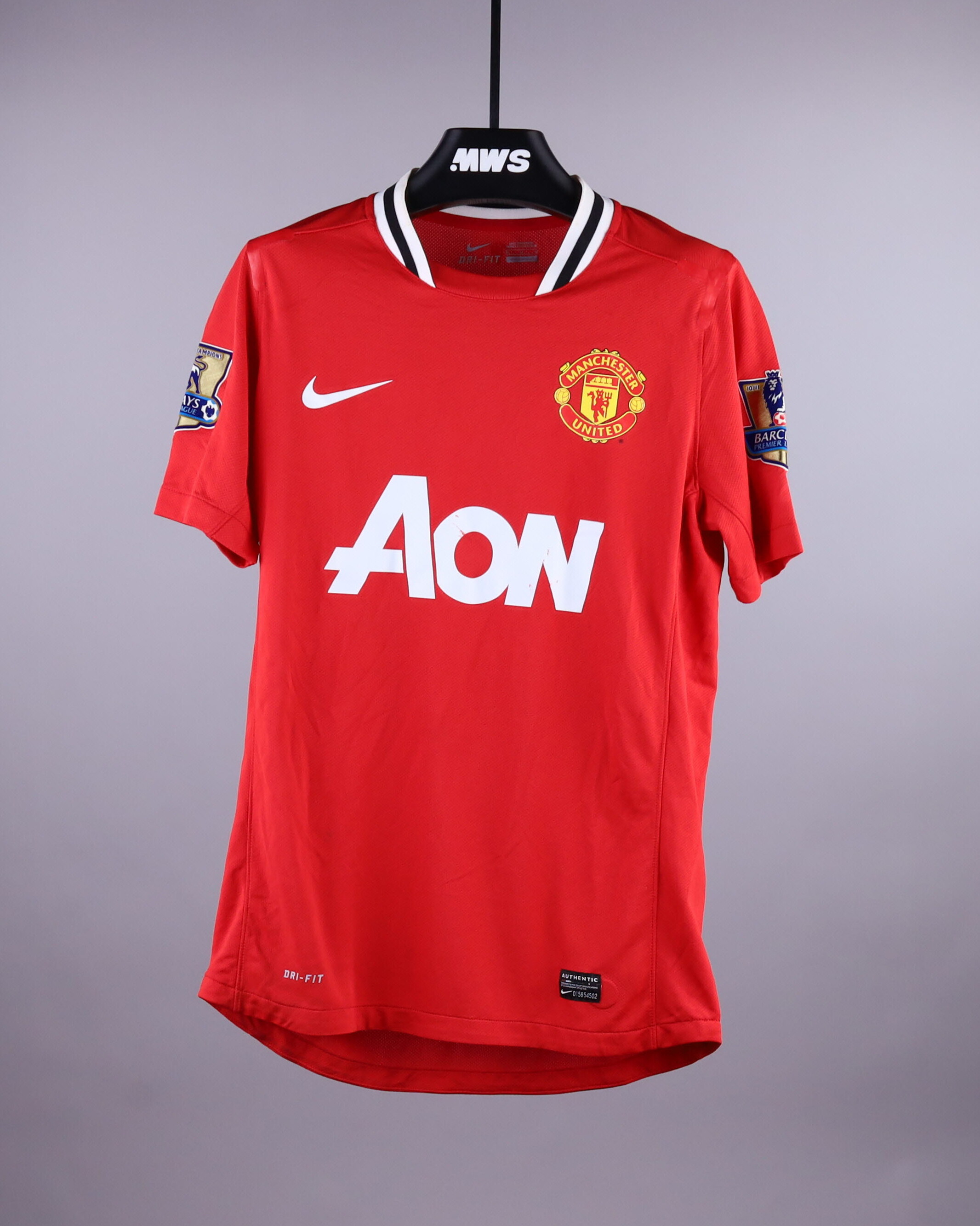 公式Manchester United 73試合で実使用のサッカーシャツ