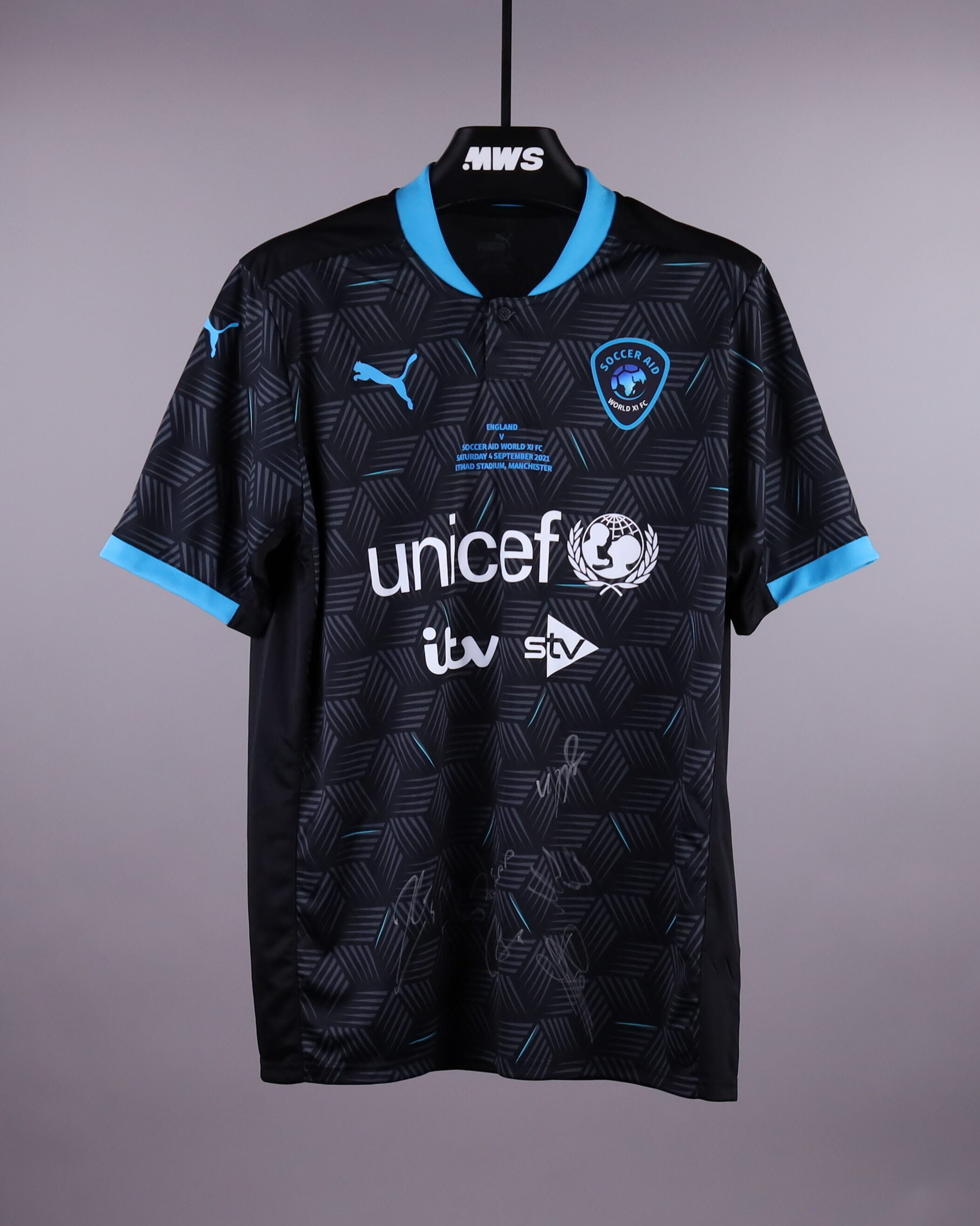 Squad Signed 2021 World XI Shirt - 1 | MatchWornShirt