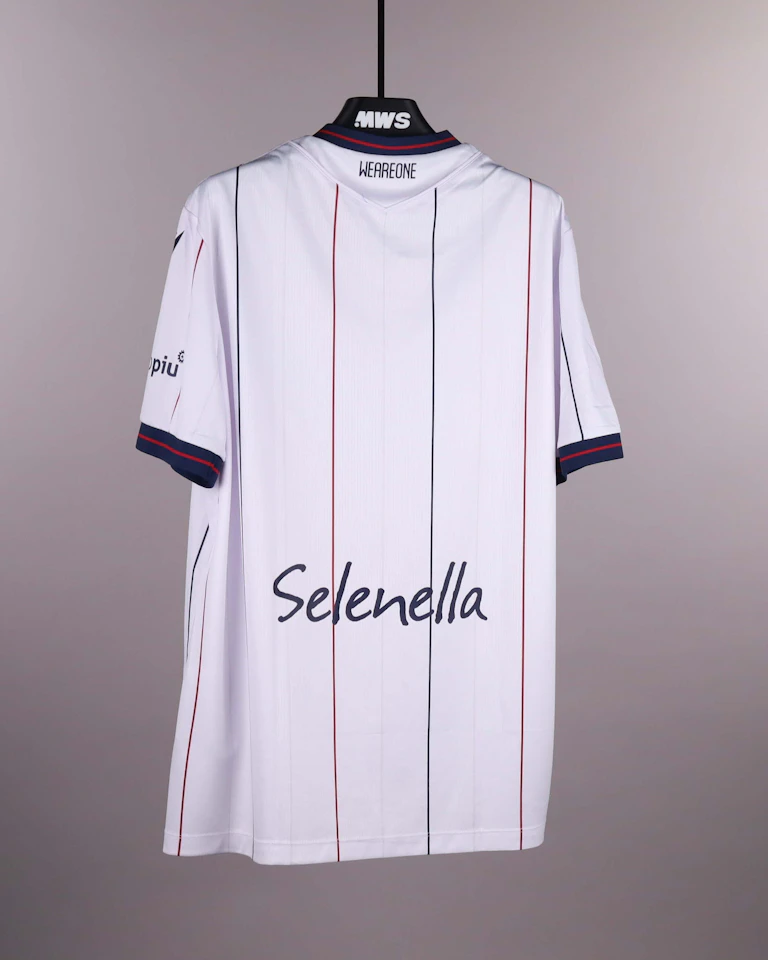 Squad Signed Shirt | Bologna Fc 1909