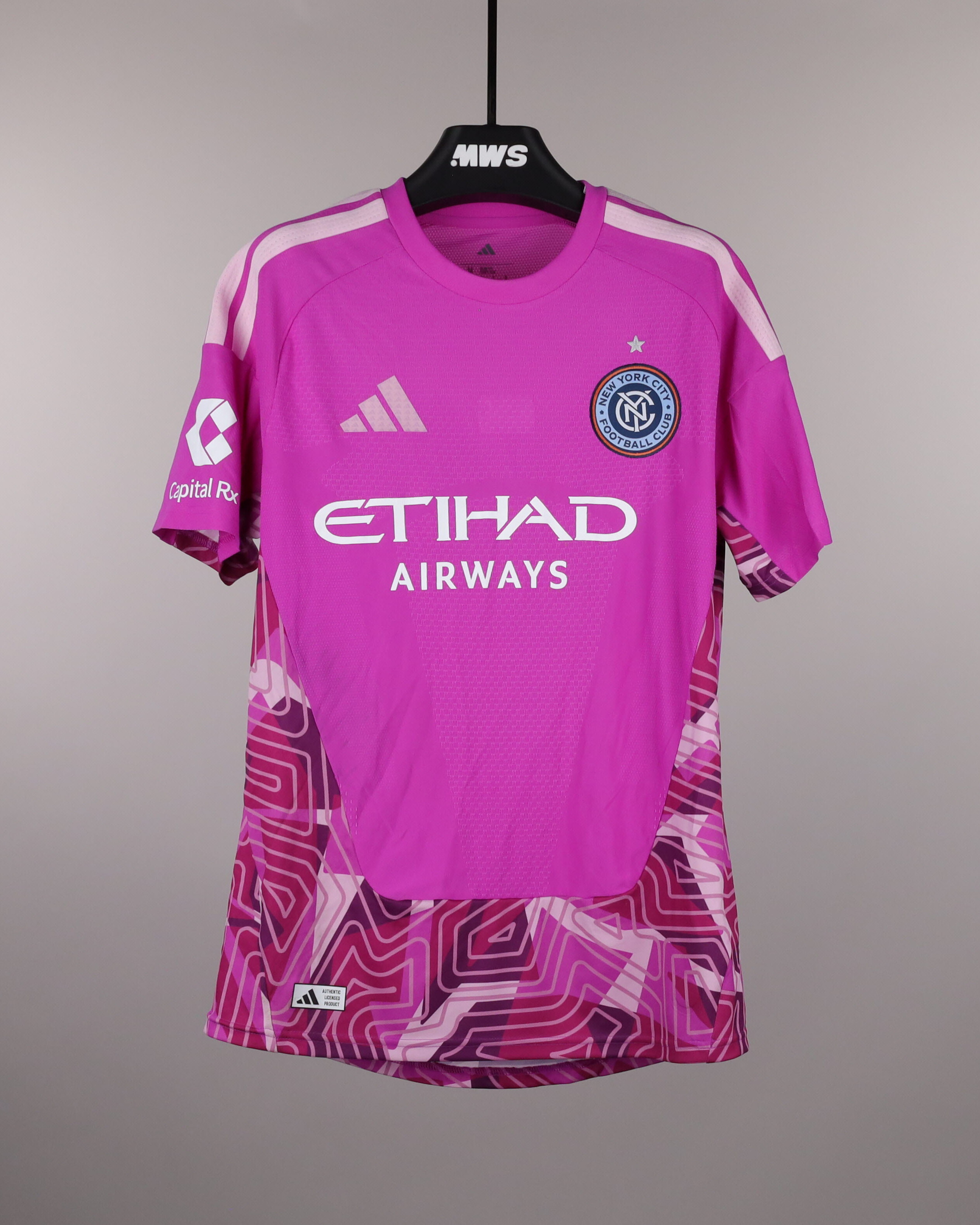 Matt Freese  New York City FC のシャツ