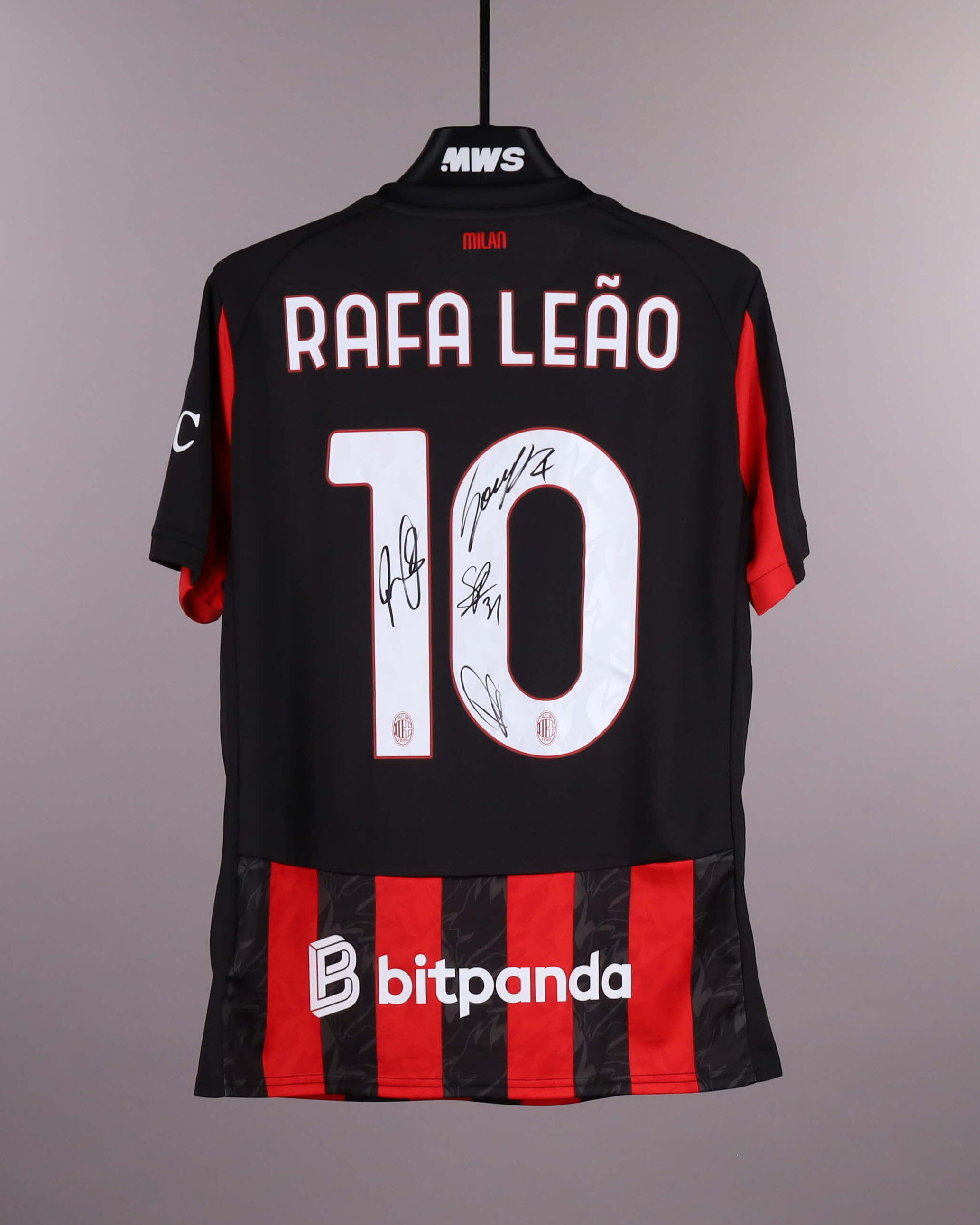 Rafael Leão Signed Shirt | MatchWornShirt