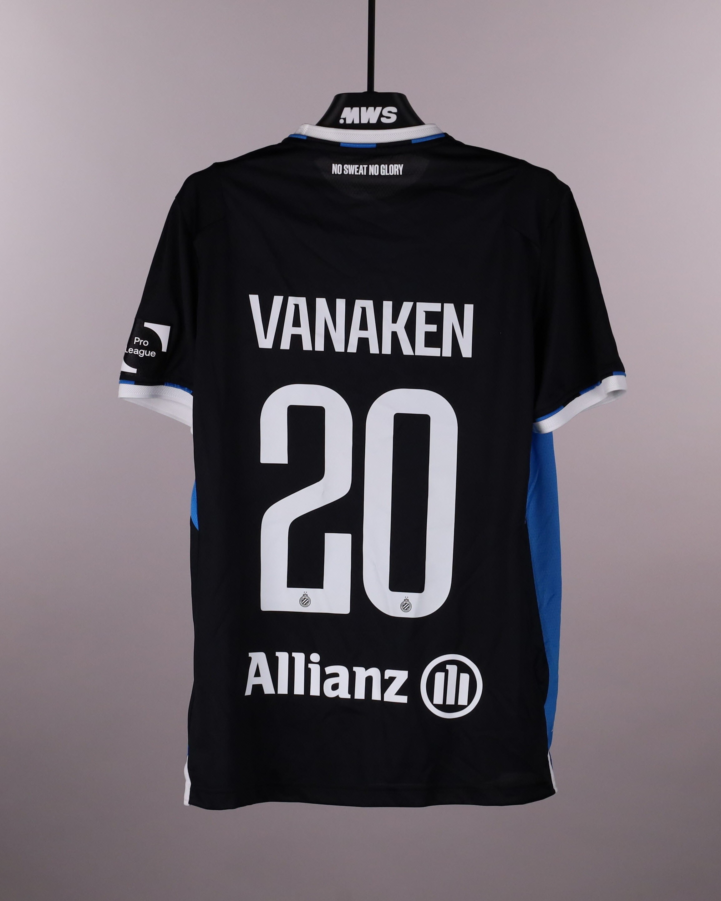 Hans Vanaken Club Brugge shirt
