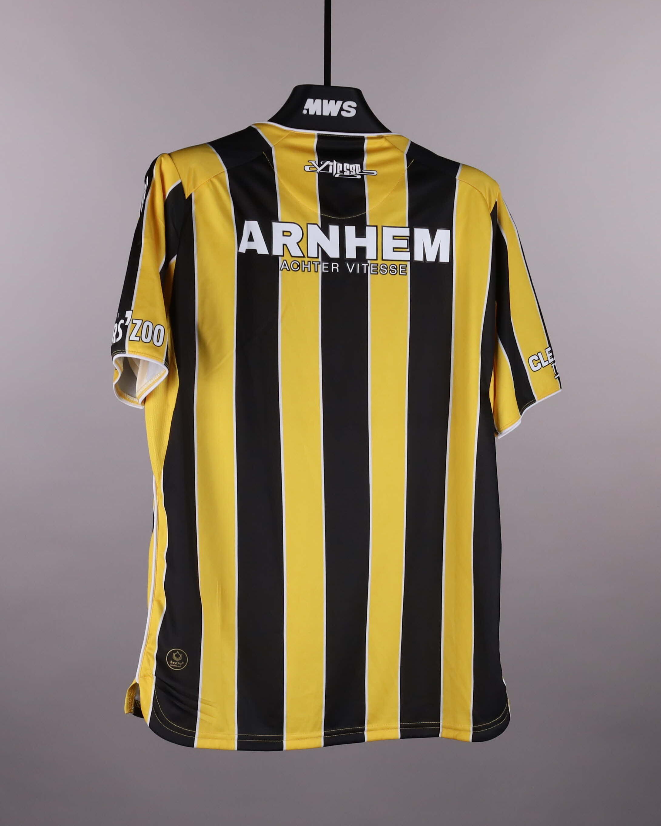 Squad Signed Shirt | Vitesse
