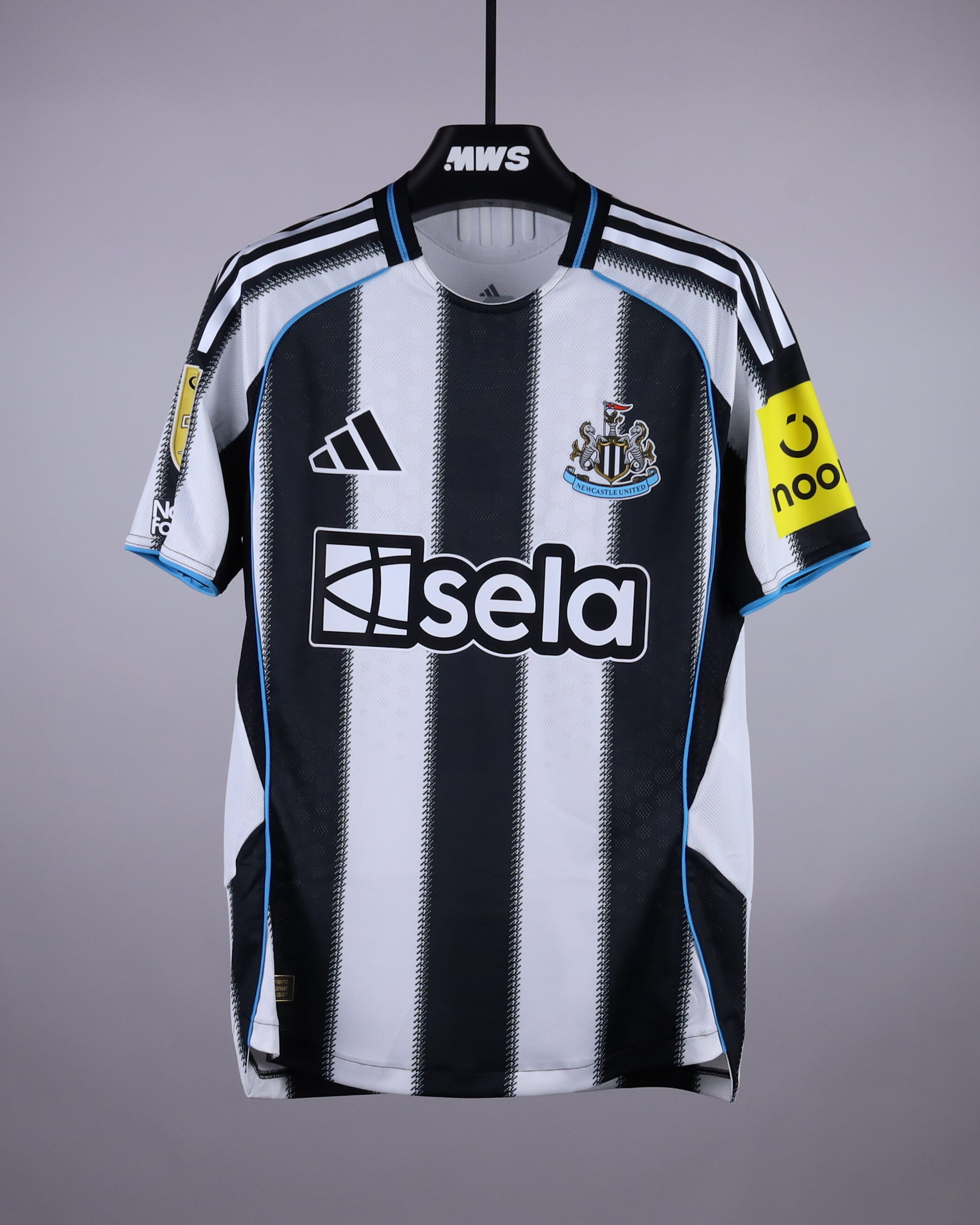 Jacob Murphy Shirt & Shorts | Newcastle United 