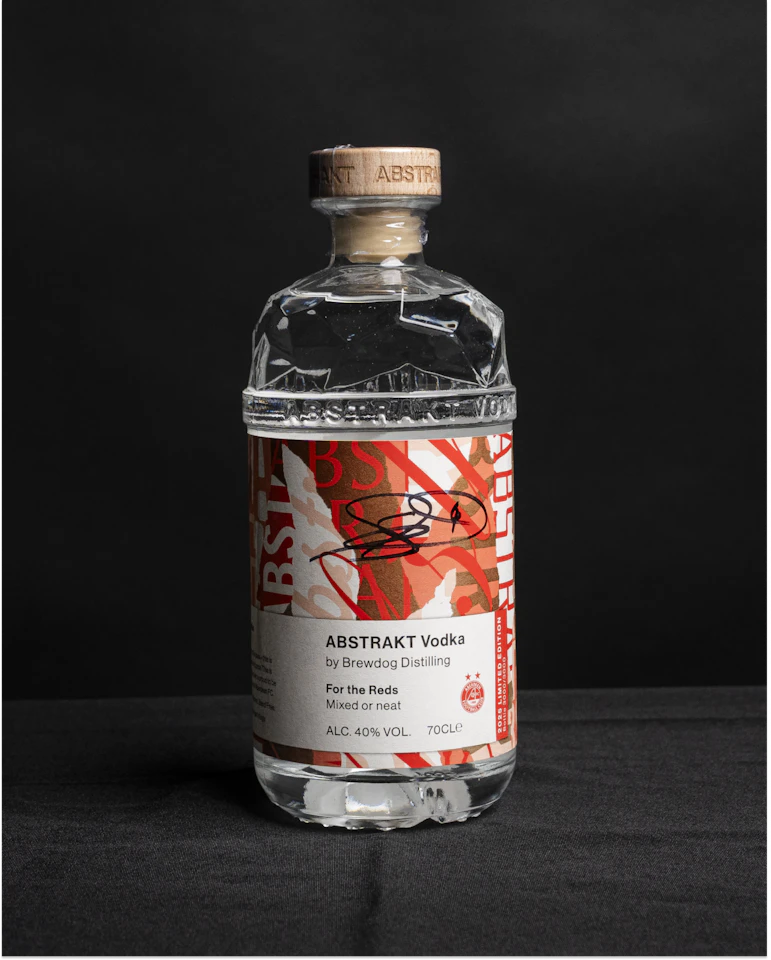 Aberdeen Vodka signed by Stephen Robinson