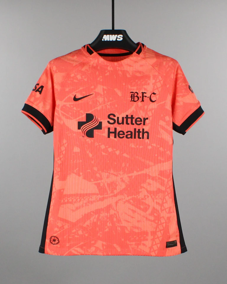 Shirt van Tess Boade Bay FC