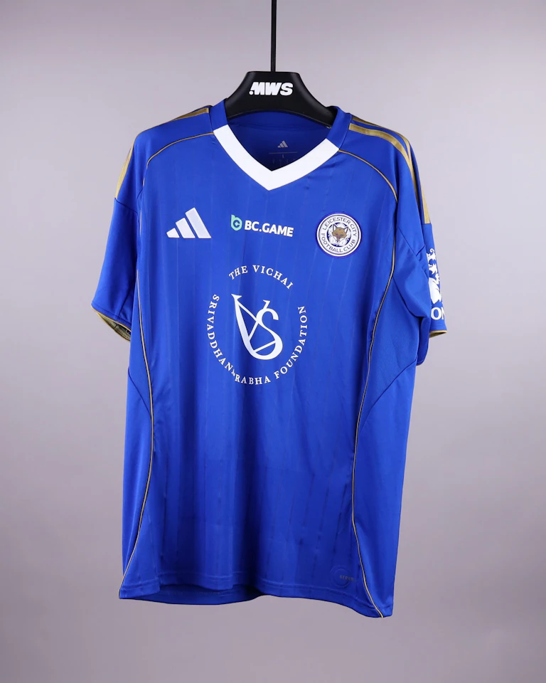来自Leicester City的Danny Drinkwater球衣