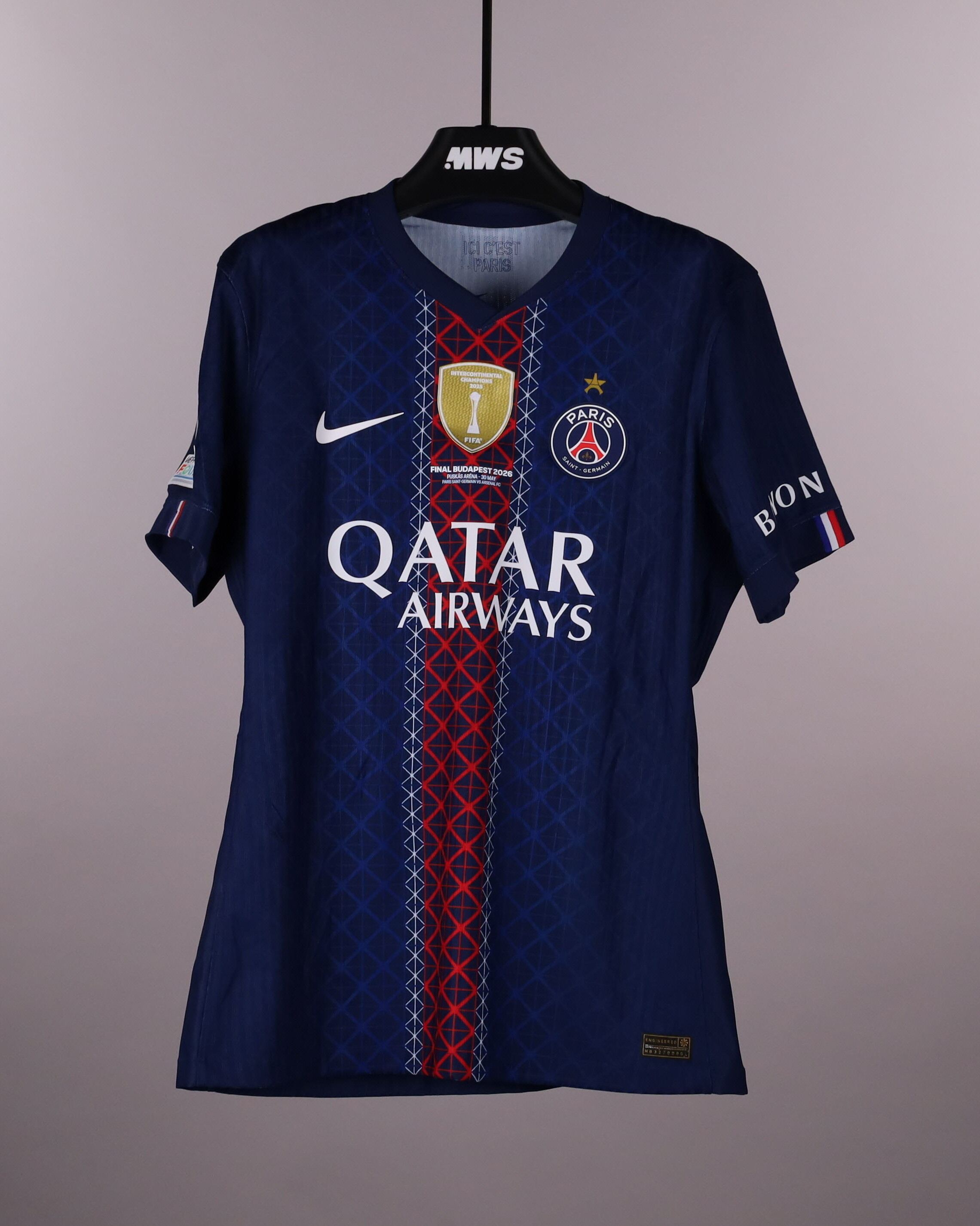 Gonçalo Ramos Paris Saint-Germain のシャツ