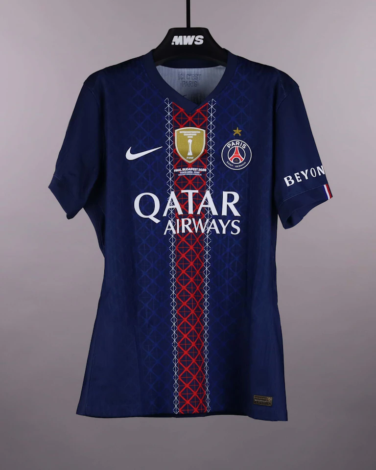 Lucas Hernández Paris Saint-Germain jersey