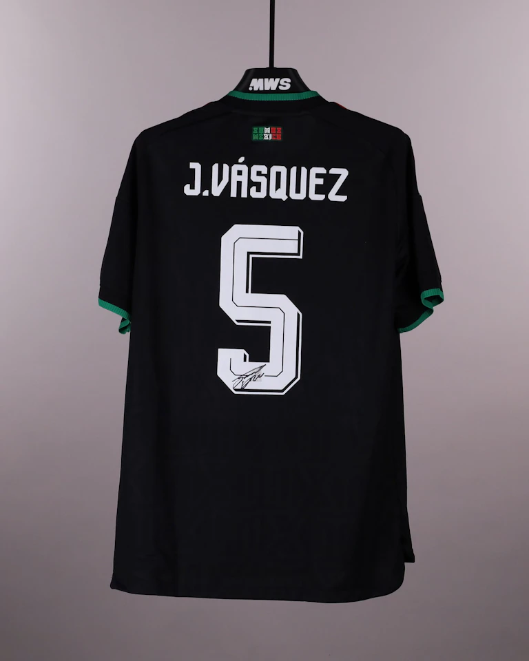 Johan Vásquez  Mexico jersey