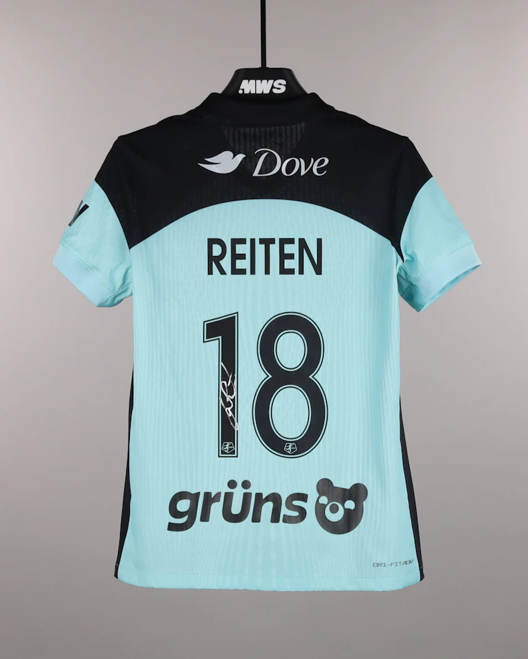 Guro Reiten Gotham FC jersey