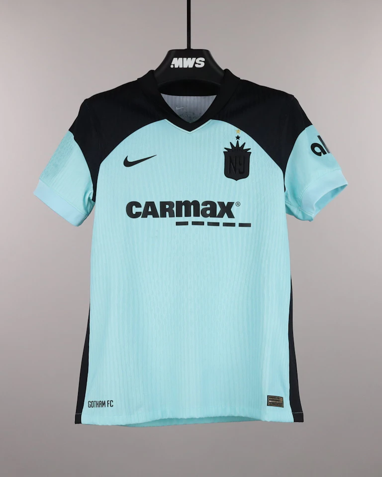 Guro Reiten Gotham FC jersey