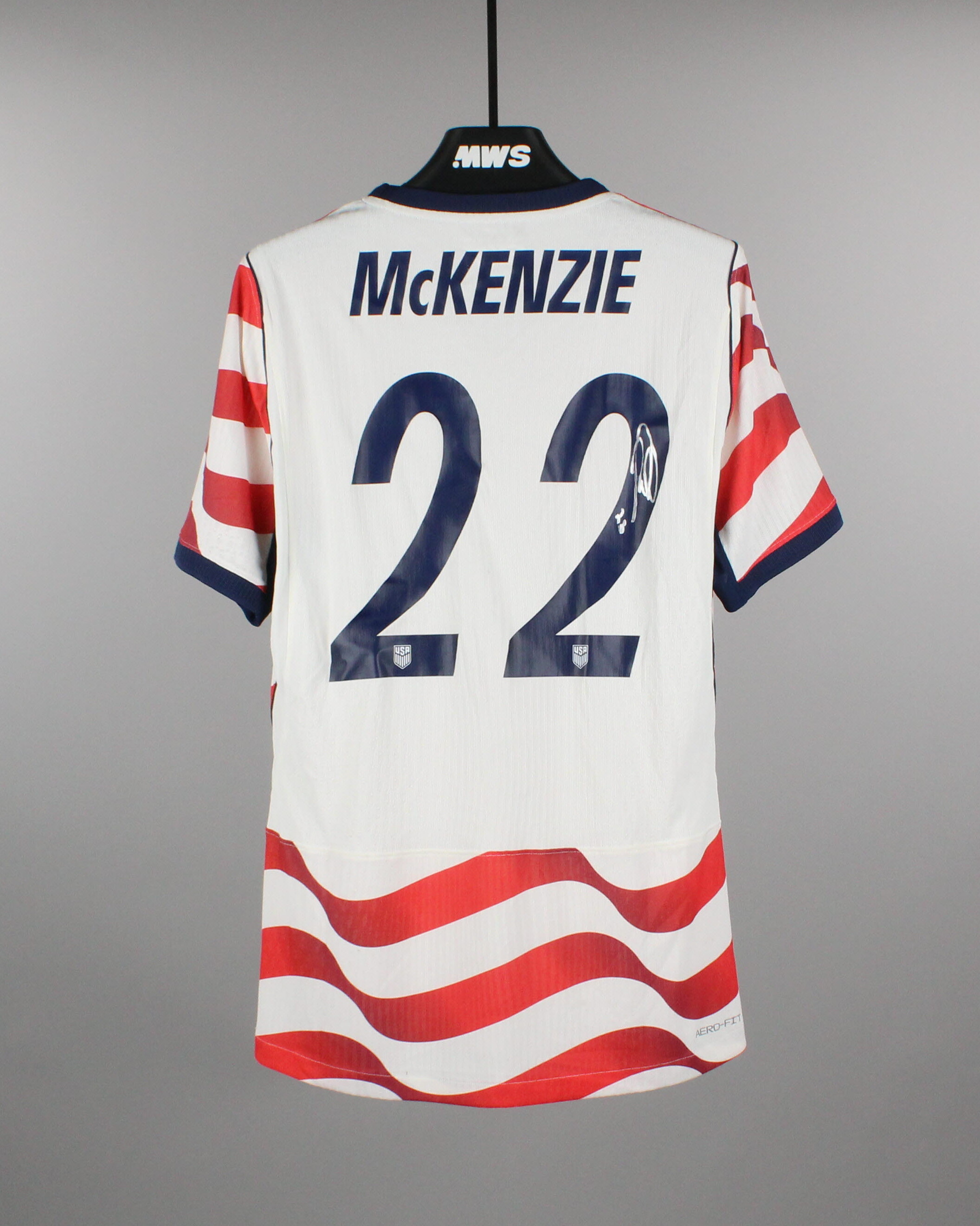 United States 팀의 Mark McKenzie 셔츠
