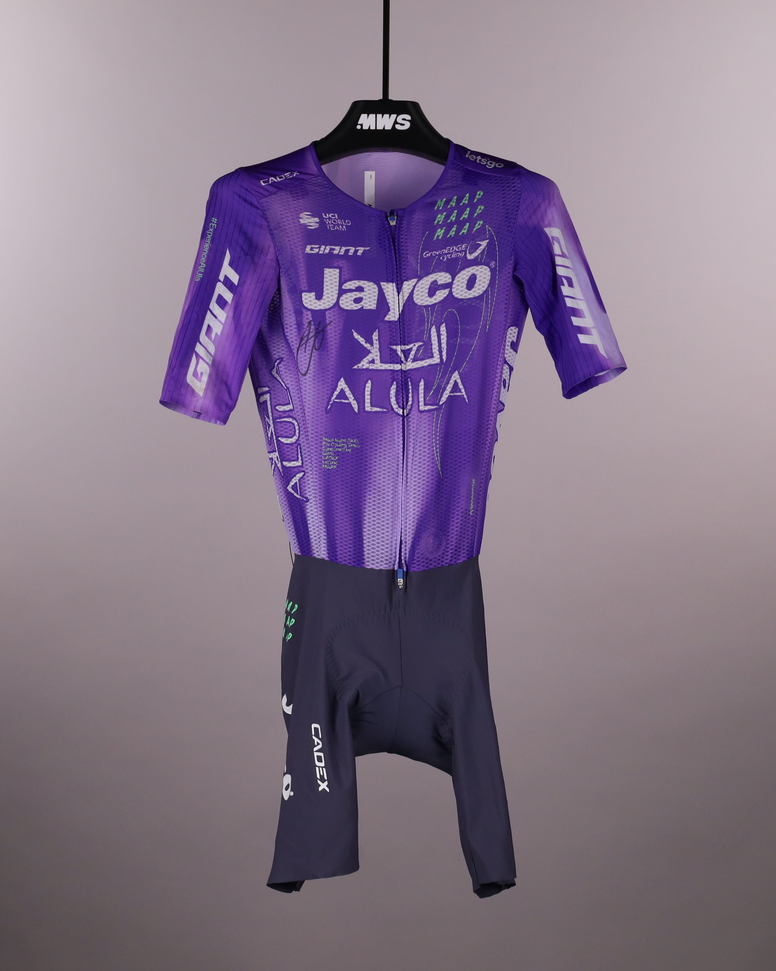 Team Jayco AlUla | MatchWornShirt